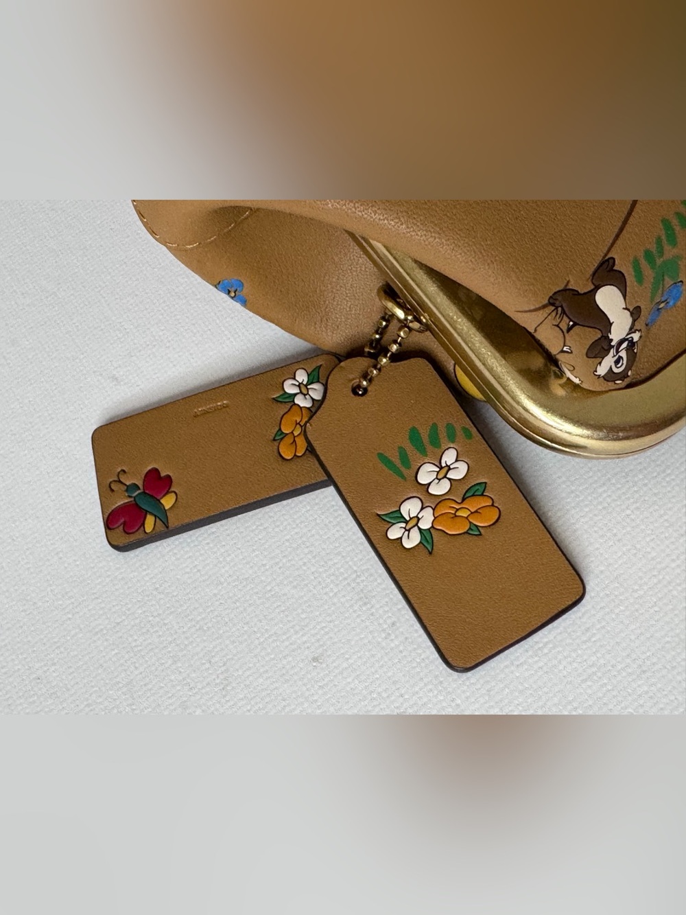 New Coach x Disney Mickey & Minnie Mouse & Friends Kisslock Leather Bag CAE68 - Picture 6 of 10